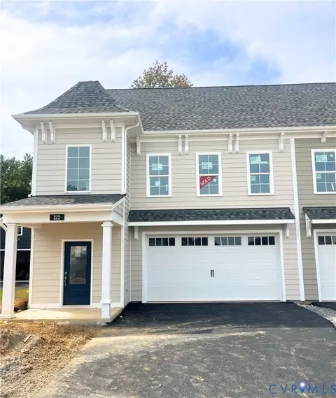 122 Steyland St, Ashland, VA 23005
