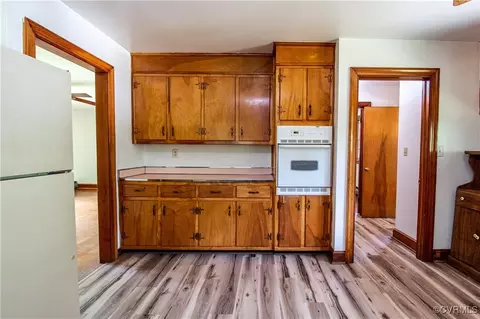 Kitchen - 2400 E Hundred Rd, Chester, VA 23836 photo 3 of 4