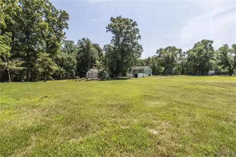 Exterior - 2400 E Hundred Rd, Chester, VA 23836 photo 5 of 10
