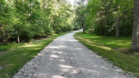 02 Strawberry Run, Crozier, VA 23039