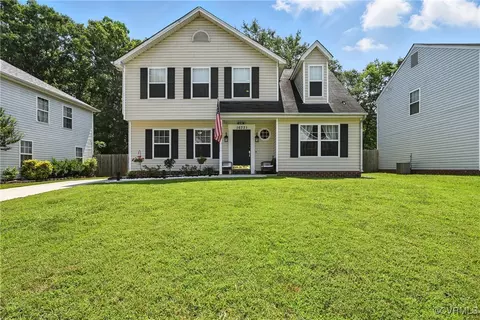 16731 Amherst Oak Ln, Colonial Heights, VA 23834