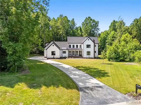 7241 Amarone Way, New Kent, VA 23124