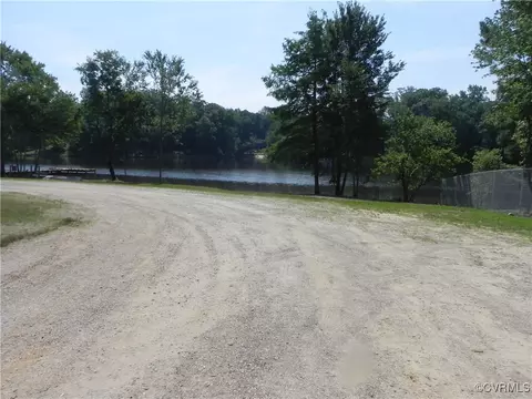 6325 Maple Rd, Quinton, VA 23141 photo 7