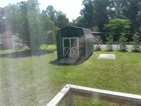 6325 Maple Rd, Quinton, VA 23141 photo 5
