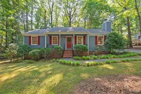 2713 Brookforest Rd, Midlothian, VA 23112