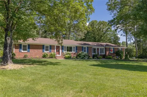 935 S Broad St, Kenbridge, VA 23944