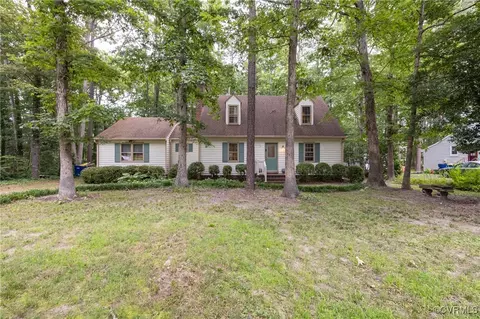 3949 Llewellyn Ln, Chesterfield, VA 23832