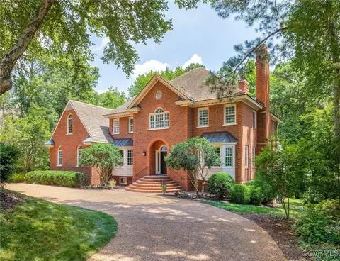 121 Brookschase Ln, Henrico, VA 23229
