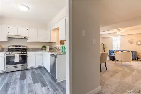 Entry Way - 20 Madrone Pl, Hampton, VA 23666 photo 1 of 1