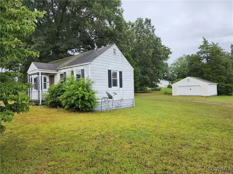 25521 Ferndale Rd, Petersburg, VA 23803