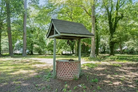 43 Franktown Rd, Hampton, VA 23663 photo 13