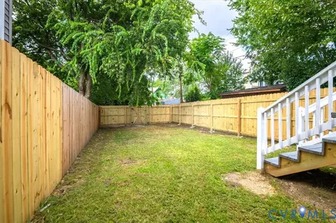 Exterior - 3411 E Clay St, Richmond, VA 23223 photo 8 of 10
