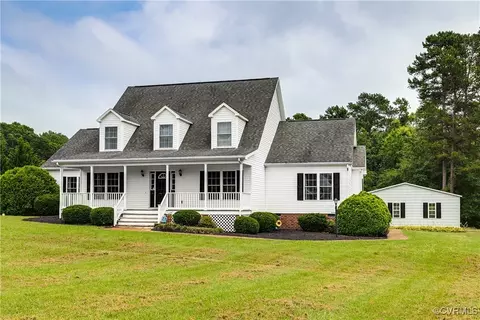 6301 W Creek Rd, Amelia Court House, VA 23002