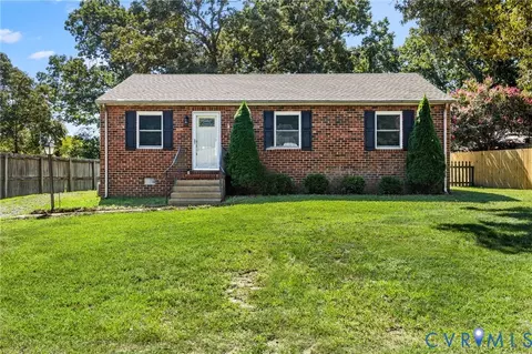9515 Riddle Rd, Chesterfield, VA 23832