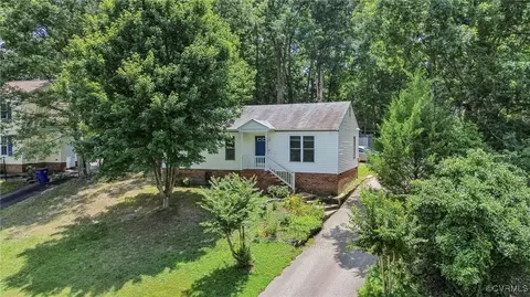 3309 Walnut Cove Ct, Chester, VA 23831