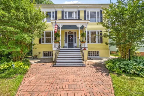 544 High St, Petersburg, VA 23803