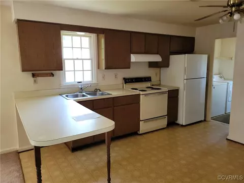 Kitchen - 67 Lewis Ln, Lancaster, VA 22503 photo 1 of 1