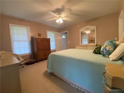 Bedroom - 4554 Plank Rd, Kenbridge, VA 23944 photo 3 of 6