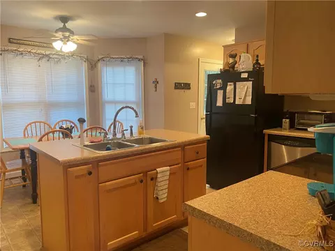 Kitchen - 4554 Plank Rd, Kenbridge, VA 23944 photo 1 of 2