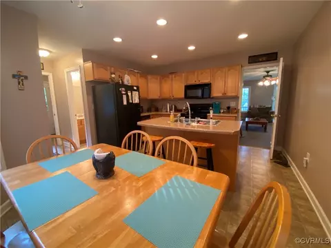 Kitchen - 4554 Plank Rd, Kenbridge, VA 23944 photo 2 of 2