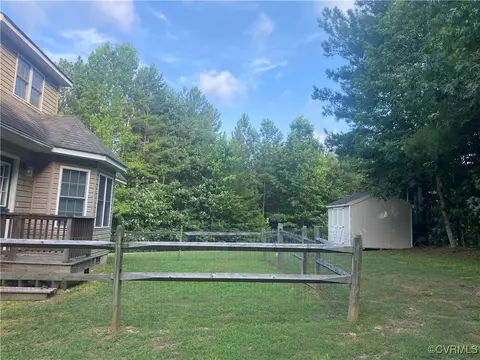 Exterior - 4554 Plank Rd, Kenbridge, VA 23944 photo 5 of 7