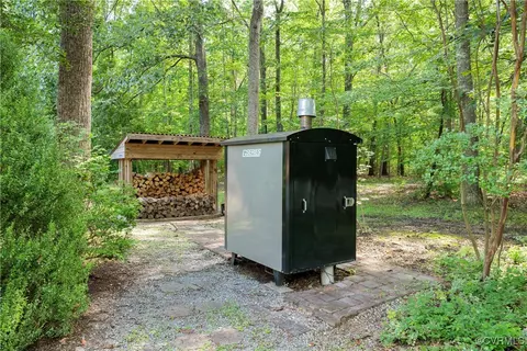 Exterior - 8500 Mount Eagle Rd, Ashland, VA 23005 photo 13 of 13