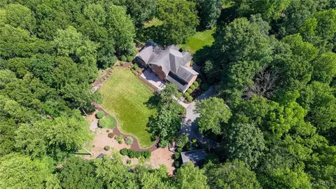 Exterior - 8500 Mount Eagle Rd, Ashland, VA 23005 photo 5 of 13