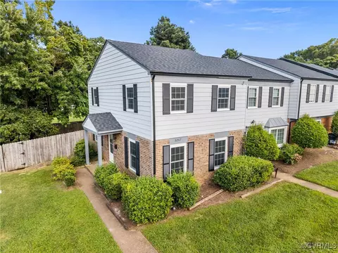 3267 Hunters Mill Dr, Richmond, VA 23223