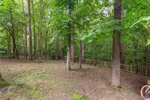 Exterior - 6903 Pointer Ridge Rd, Midlothian, VA 23112 photo 6 of 6