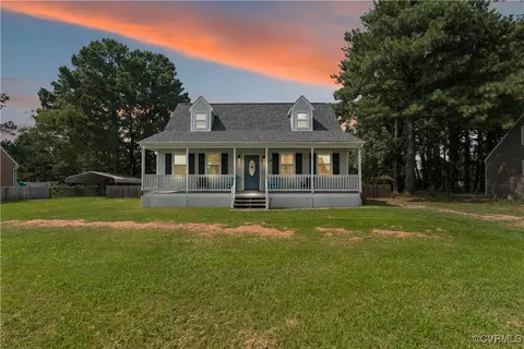 24716 Woodstream Ln, North Dinwiddie, VA 23803