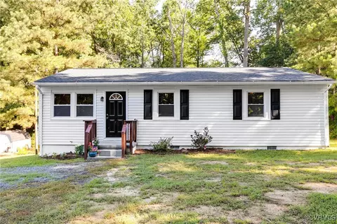 16434 Braswell St, Bowling Green, VA 22427