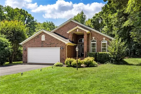 2901 Kingsdale Rd, North Chesterfield, VA 23237