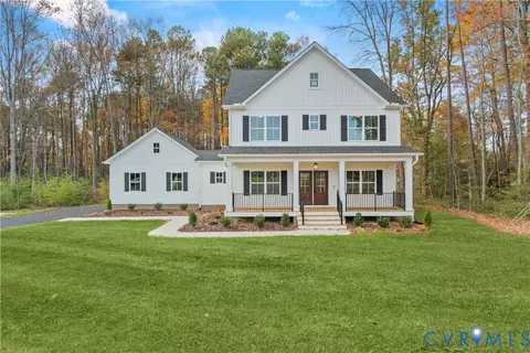 001 Homestead Rd, Lanexa, VA 23089