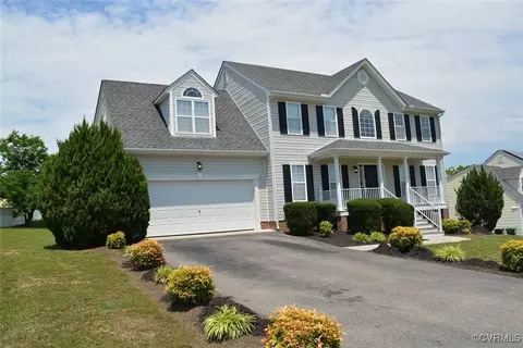 2949 Lookout Ln, Hopewell, VA 23860