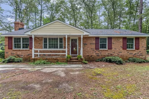 15609 Rowlett Rd, Chesterfield, VA 23838