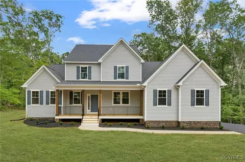 465 Glenmore Ln, Keswick, VA 22947