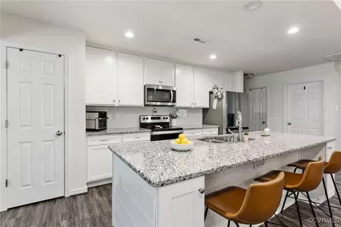 Kitchen - 2827 Preston Park Way, Sandy Hook, VA 23153 photo 6 of 7