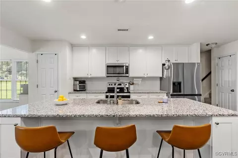 Kitchen - 2827 Preston Park Way, Sandy Hook, VA 23153 photo 5 of 7