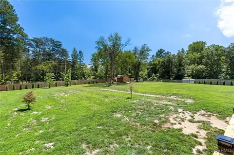 Exterior - 2827 Preston Park Way, Sandy Hook, VA 23153 photo 8 of 14