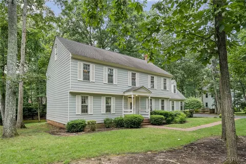 2242 Banstead Rd, Midlothian, VA 23113 photo 2