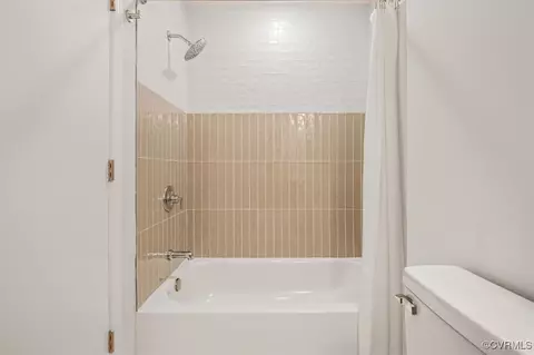 Bath - 1533 Sandgate Rd, Midlothian, VA 23113 photo 6 of 6