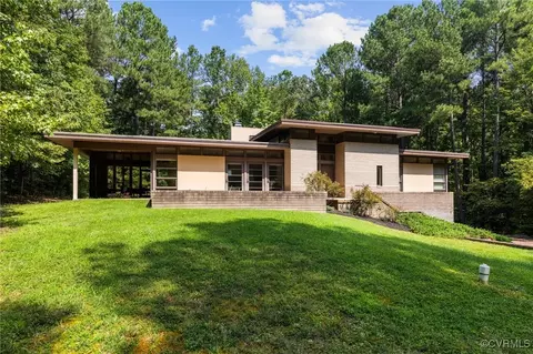 Exterior - 3611 Brandons Bluff Ct, Sandy Hook, VA 23153 photo 14 of 14