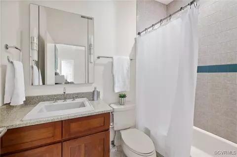 Bath - 3611 Brandons Bluff Ct, Sandy Hook, VA 23153 photo 3 of 4
