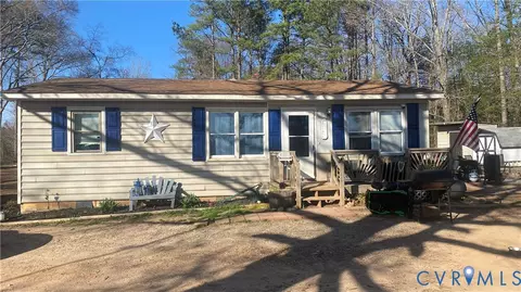 13820 Butlers Rd, Amelia Court House, VA 23002