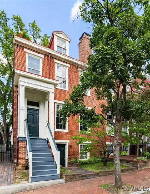 2208 E Broad St, Richmond, VA 23223