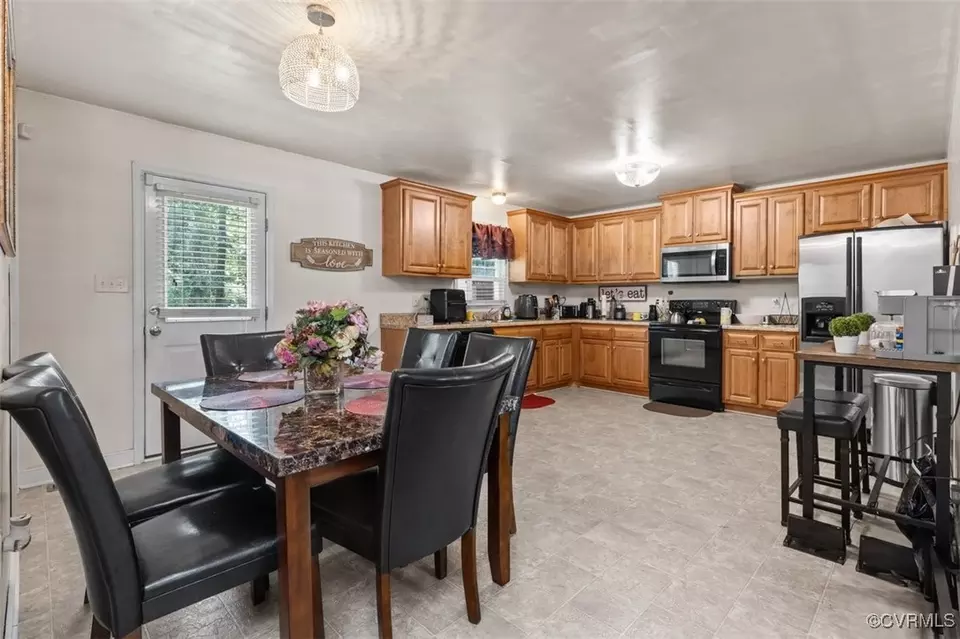 Kitchen - 604 Howard St, Sandston, VA 23150 photo 3 of 3