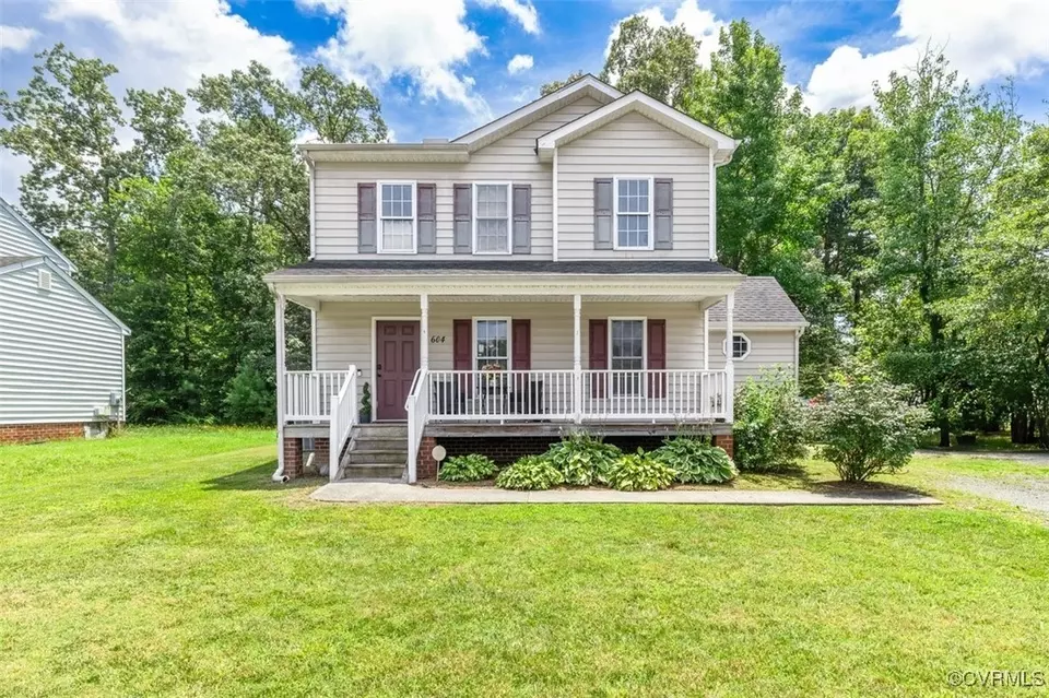 Exterior - 604 Howard St, Sandston, VA 23150 photo 1 of 4