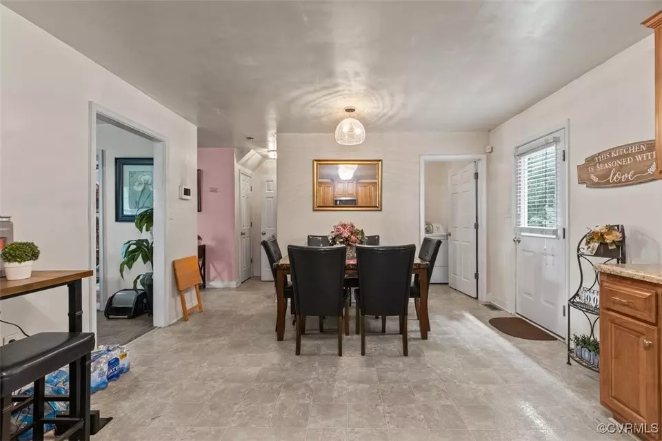 Dining - 604 Howard St, Sandston, VA 23150 photo 3 of 3