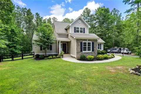 6097 Preakness Stakes Ln, Powhatan, VA 23139