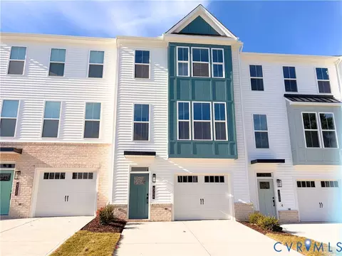 6706 Sunrise Oasis Ln, Midlothian, VA 23112